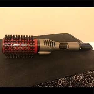 Tourmaline blow dry brush